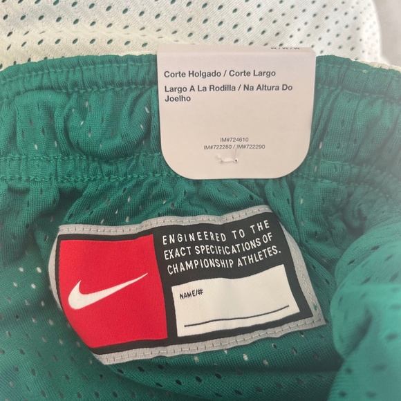 Nike Sz M Authentic Mens Practice Reversible Mesh Shorts White Green Pockets - Picture 4 of 8